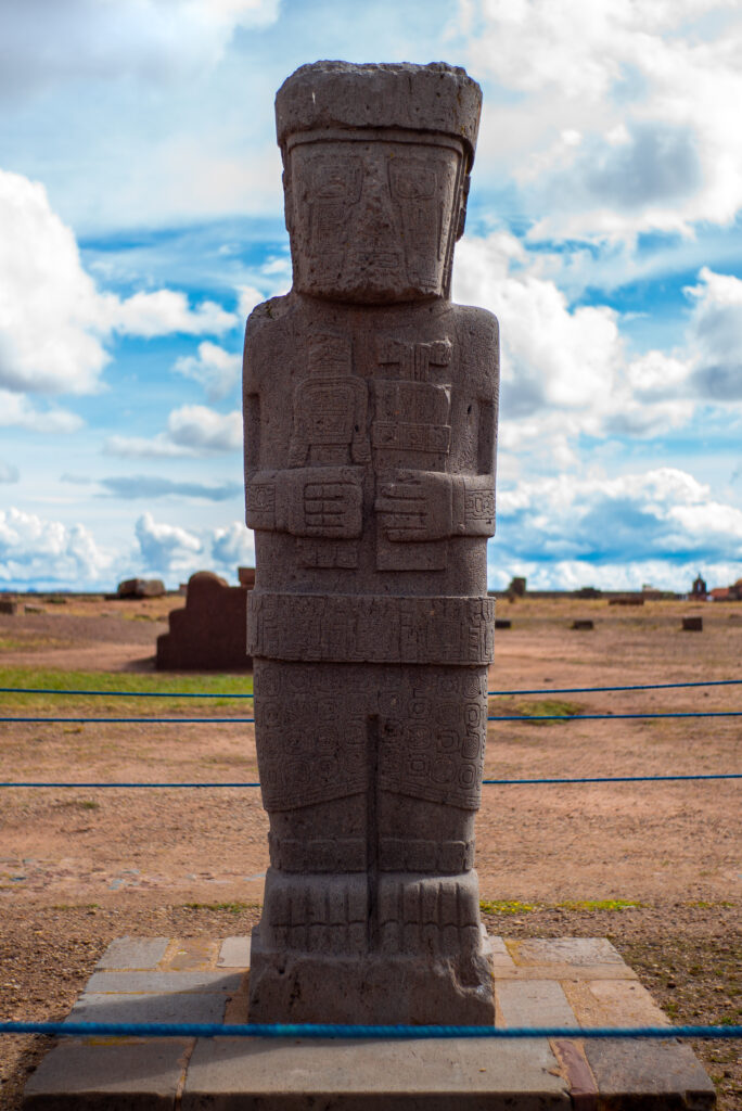 Bennet_Monolith,_Tiwanaku