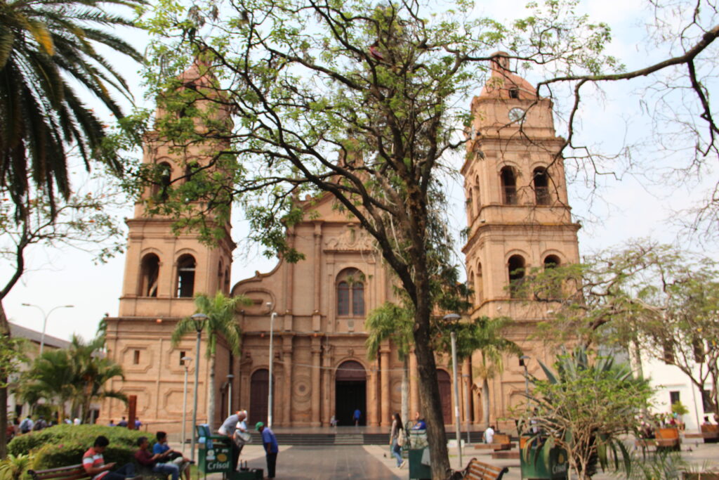 Catedral_de_Santa_Cruz_de_la_Sierra_-_Bolivia