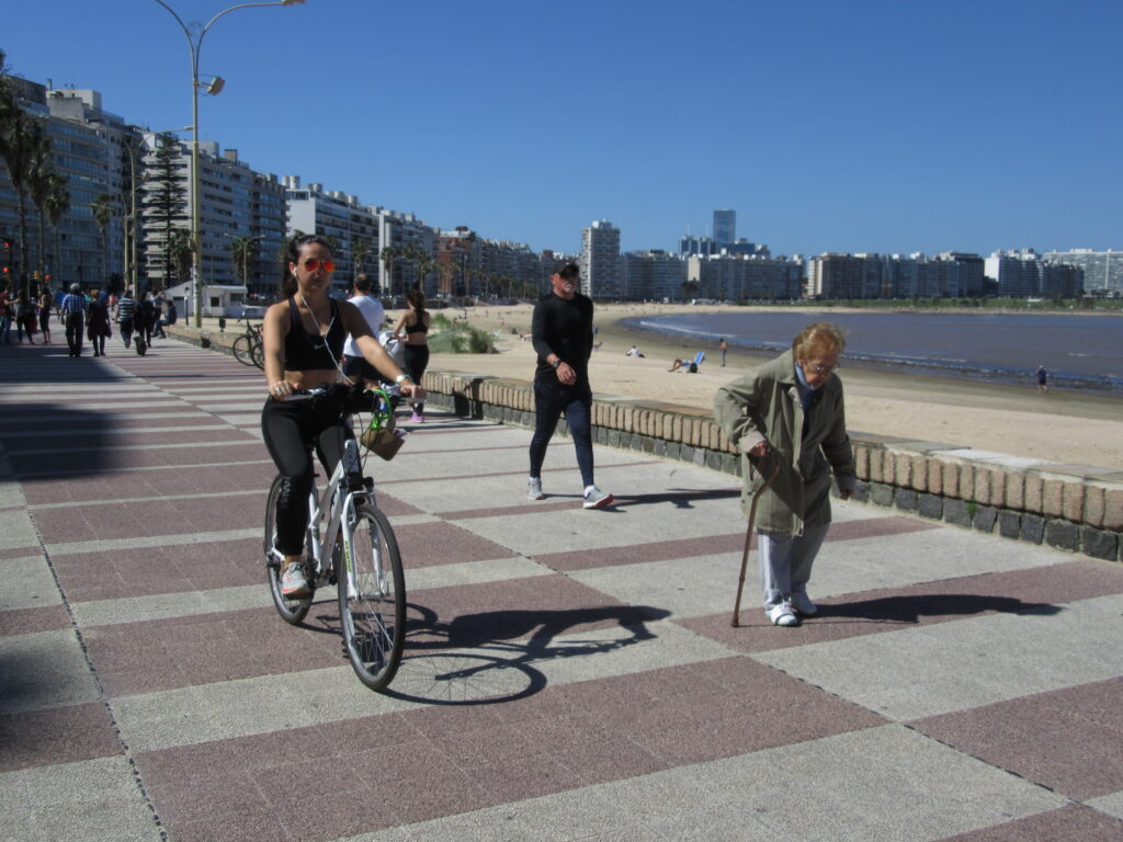2016_Rambla_de_Pocitos_Montevideo