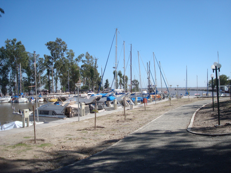 Yachting_Harbour_Nueva_Palmira