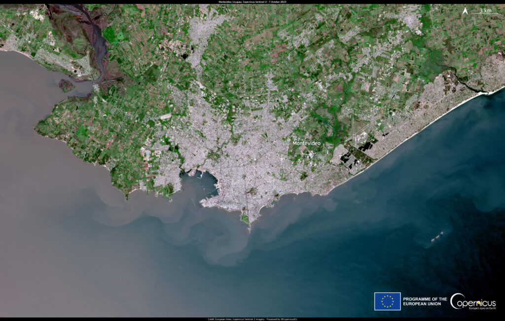 Montevideo_at_the_forefront_of_the_coastal_conservation_(Copernicus)