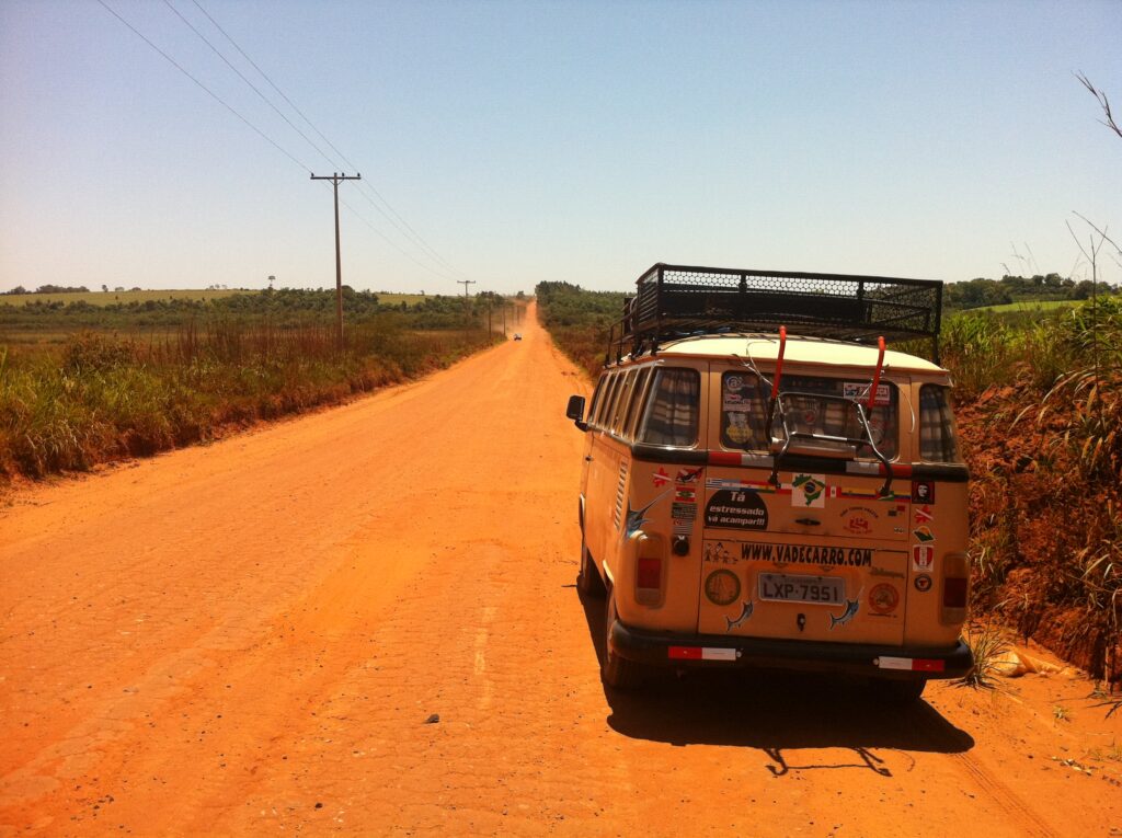 Rutas_de_Tierra_para_Colonias_Menonitas_Campo_9_-_panoramio