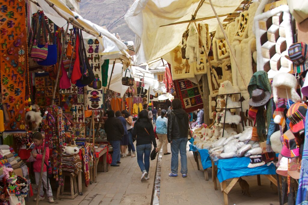 Wandering the colourful Pisac market